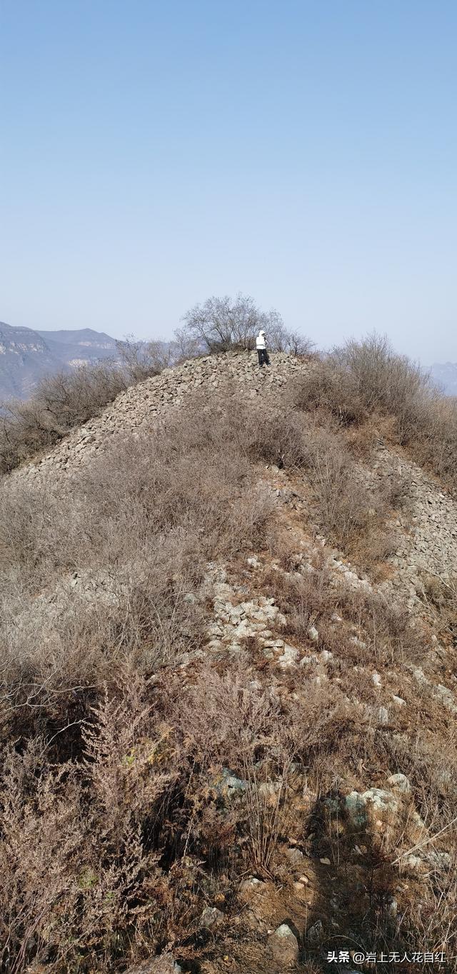 长城徒步之95：赤城万水泉村至琵琶村长城，遇42眼护城墩和圆楼