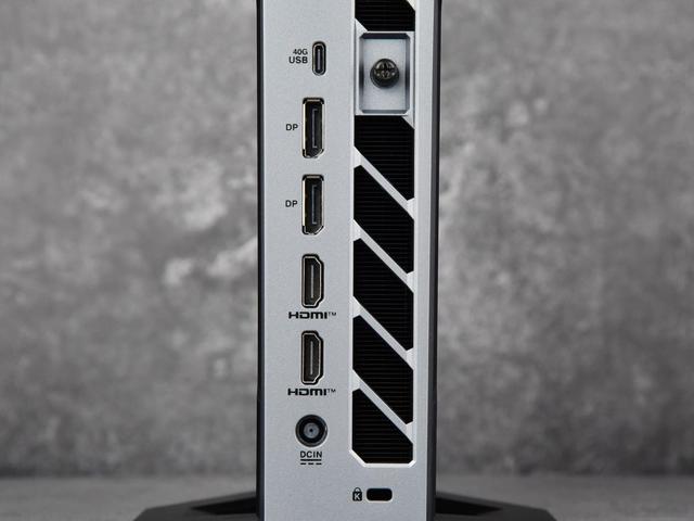 把X3D处理器塞进迷你主机是种什么体验？ROG魔霸9 MINI评测