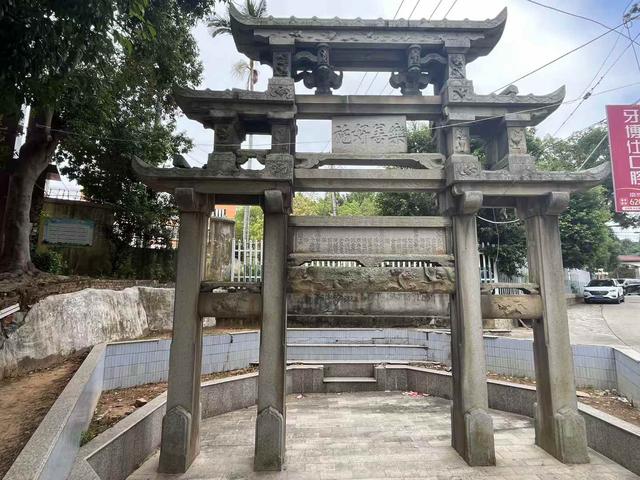 仙游县道光年间＂一村两牌坊＂
