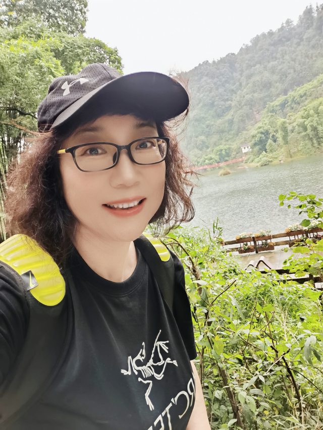 峨眉山居