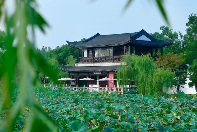 常熟尚湖风景区，曾是姜太公钓鱼的地方，现在是休闲观光的好去处