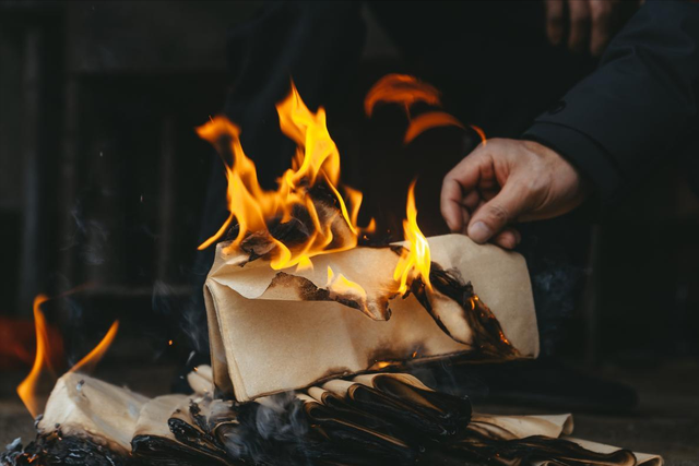 “清明早，寒衣迟”，寒衣节上坟有讲究！记住：2不供3不去1忌讳