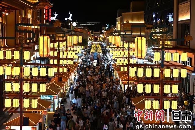 敦煌文旅融合出新出彩