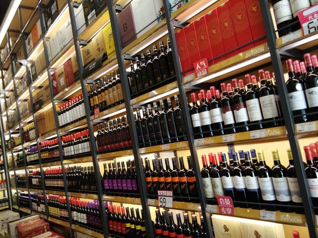 红酒过期了还能喝吗？酿酒师傅给出答案，看完涨知识了