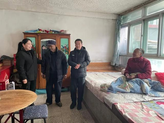 被洪水冲走前，村支书尹春燕的最后九小时