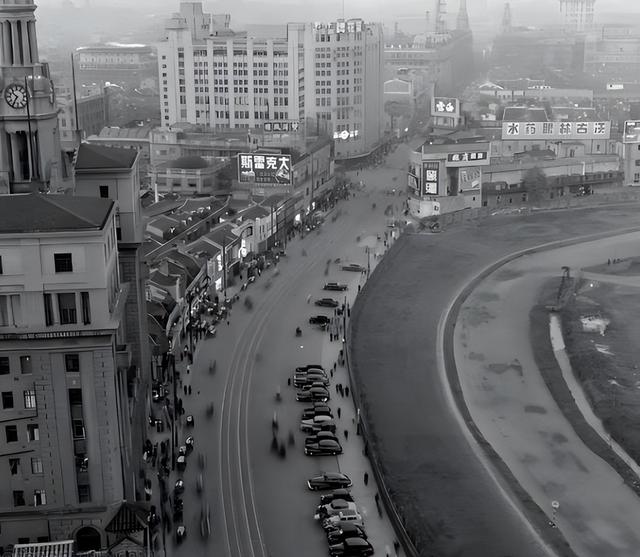 新加坡急了？要中国继续依靠西方，海南封关，新加坡百年饭碗要砸