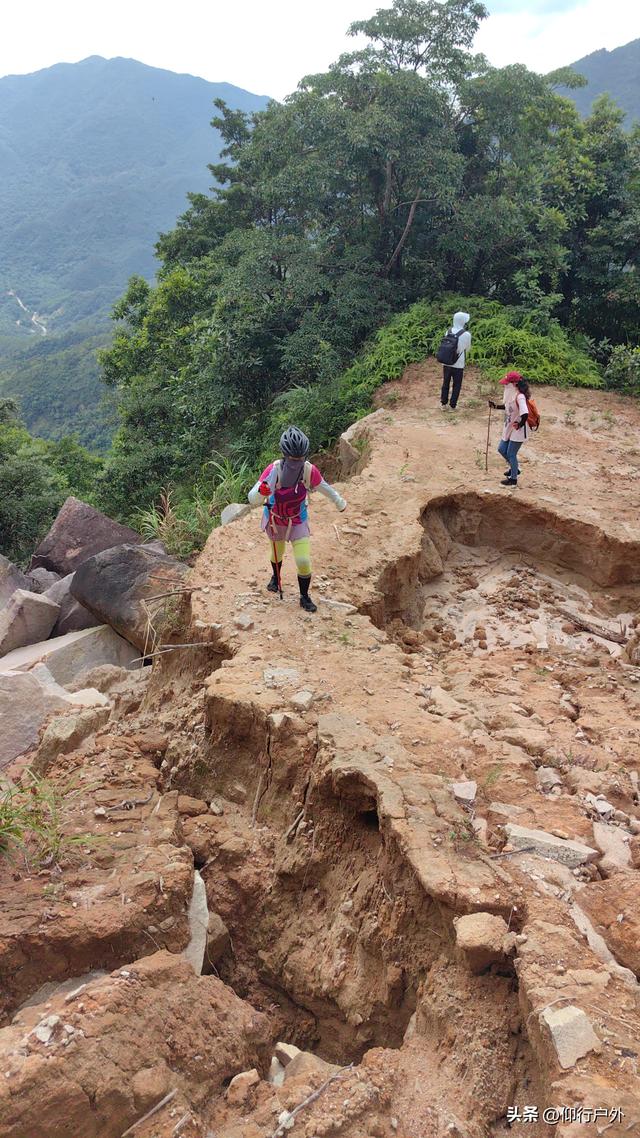 揭西猴面石徒步登山