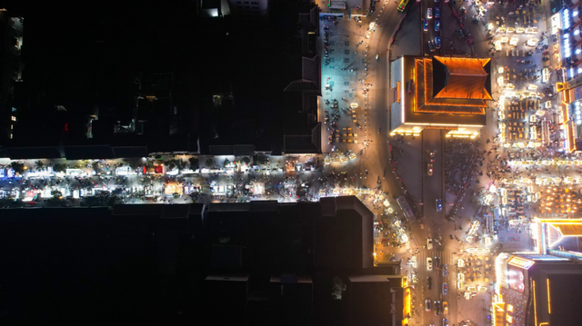 宋“潮”好玩！过年就来开封吧~