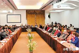 2024年中国戏曲学院潮剧本科班学子新春座谈会在汕头举行图片