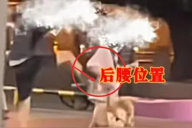 男孩球场飞踹女孩后续：原因曝光，朋友关系，未满14岁不予处罚！图片