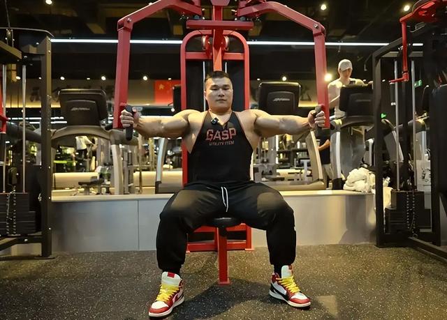 一路走好！1天传出3位名人去世，最大84岁，最小仅30，令人唏嘘