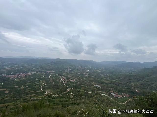 蒙阴七十二崮之一的瞭阳崮，不仅有壮丽风光，还曾有过血雨腥风