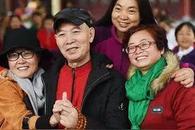 巴蜀十大笑星—李伯清，第一次婚姻，艰难维持8年图片