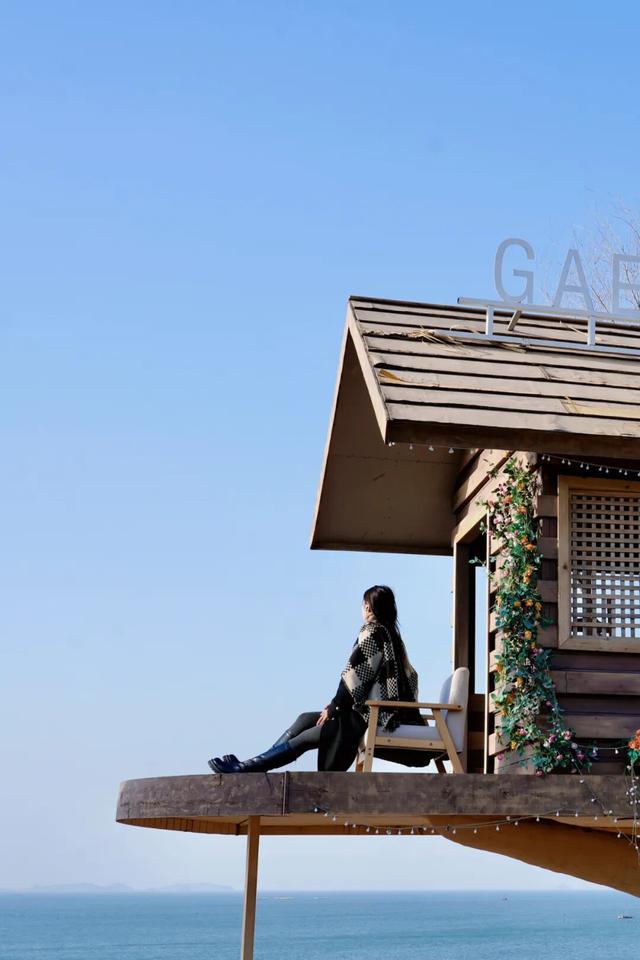 就现在！烟台惊现一片无人岛，美爆了！