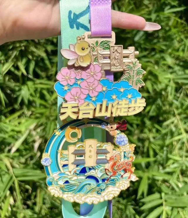 321出发…约上搭子，去天台山徒步啦～