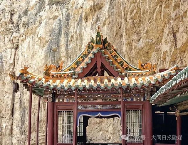经历40余次地震不倒的悬空寺，表面支撑的立柱竟然是个“骗局”