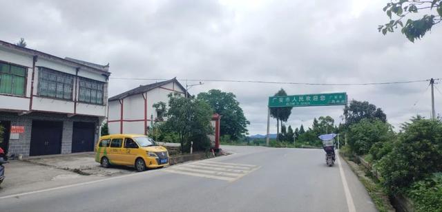 川东花桥镇：广安北大门，三市交界点