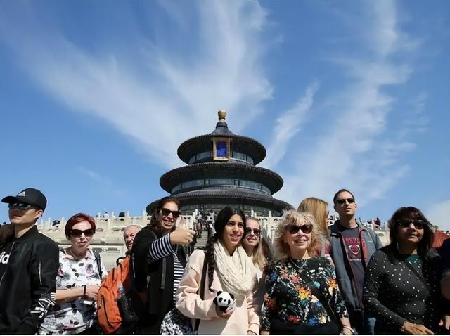 半小时暴增400%、十大城市受追捧！俄罗斯游客开始疯狂搜索中国