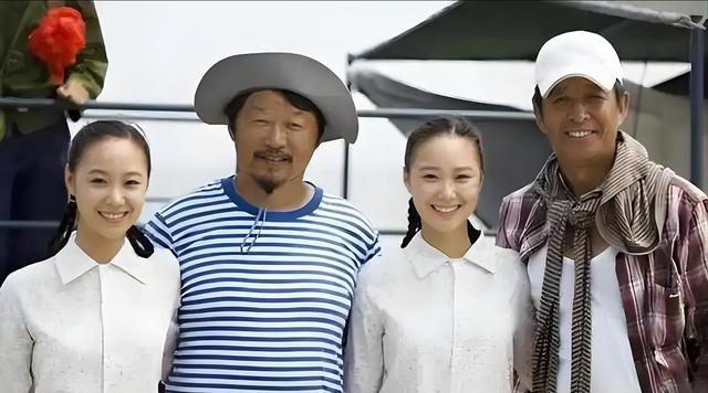 原来《父母爱情》里他们是真夫妻，结婚40年零绯闻，儿子也是导演