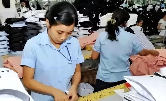 亚洲第一个倒下的国家即将出现，曾比肩中国，如今在走日本的老路