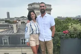 39岁菲尔普斯，退役后暴瘦，老到认不出，老婆很漂亮图片