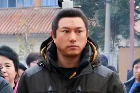 4位退圈就变丑的男星，个个胖成油腻大叔，颜值定格在40岁之前图片