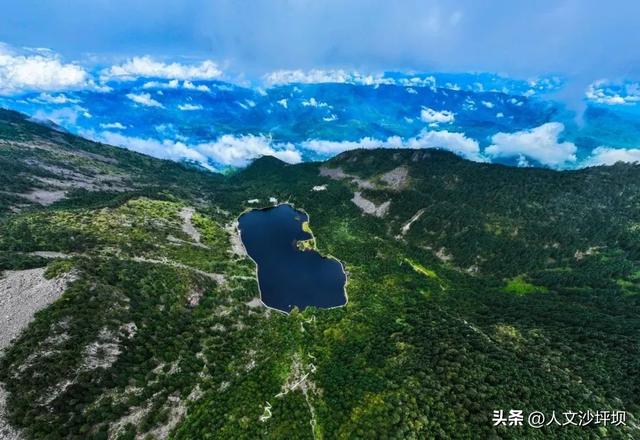 百万职工游巴蜀 | 重庆高铁直达的17℃夏天，高山湖泊 × 温泉瀑布×火把节！趁现在人少赶快冲！