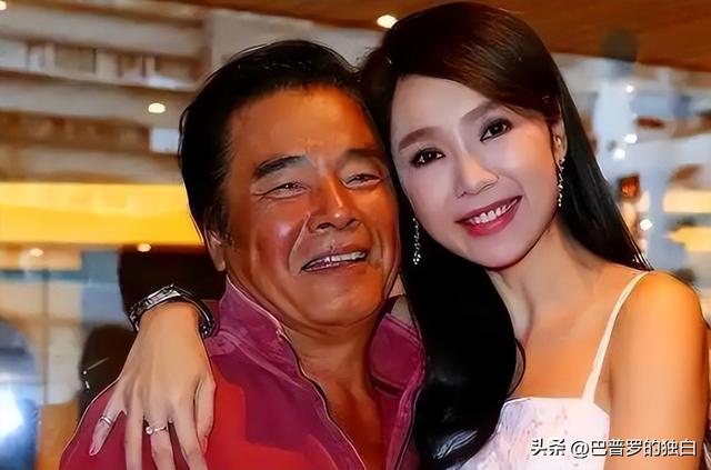 他和6个老婆共处一室，每人每月7万零花钱，71岁又娶小20岁妻子