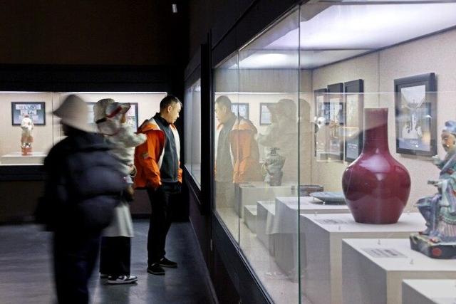 打卡中国羌族博物馆 感受羌族悠久历史文化