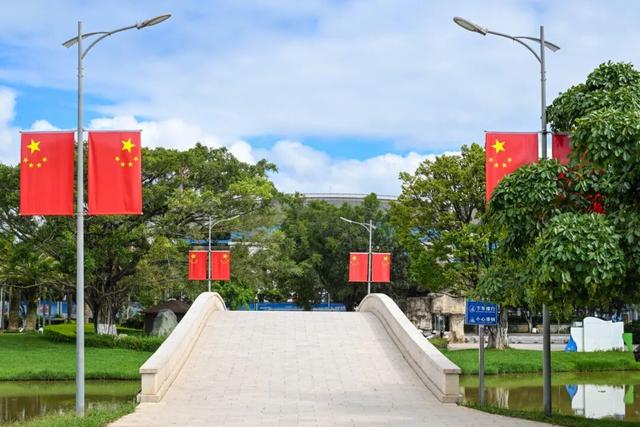 红了！弥勒国庆氛围已拉满，喜迎八方客！