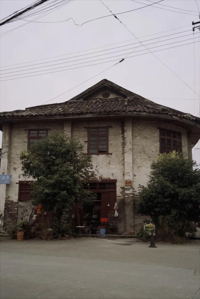 成都向西，拜访邛崃最“慢”的古镇，把千年时光泡进茶里