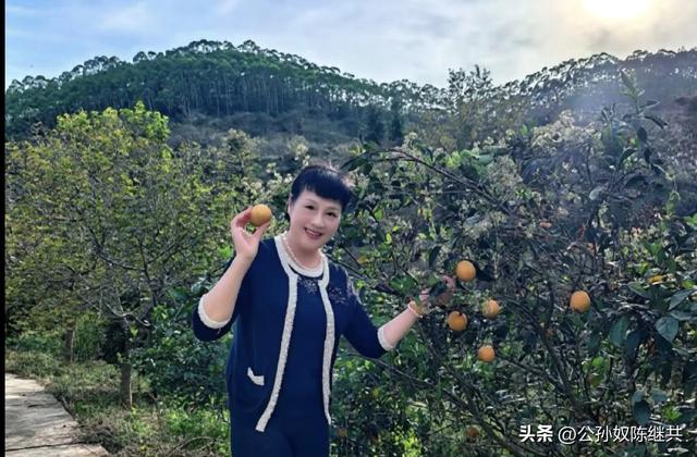 长泰竹排胜武夷？龙津溪水清见底：巨龙漂流兴无比，龙身两百米！