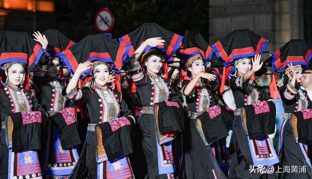 台前梦幻，幕后守护！原来这就是上海旅游节大巡游的“双面魅力”