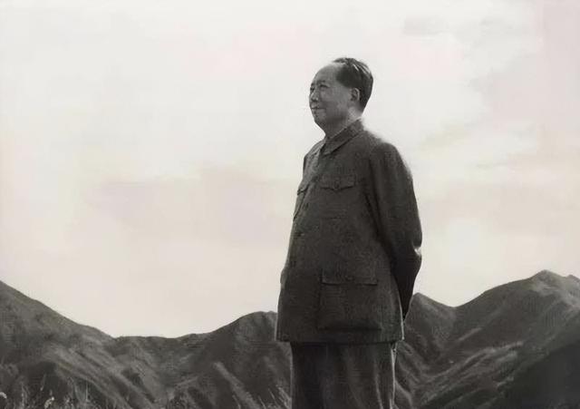 诸葛亮为何无法一统三国？毛主席的评价直切要害：他犯了三大失误