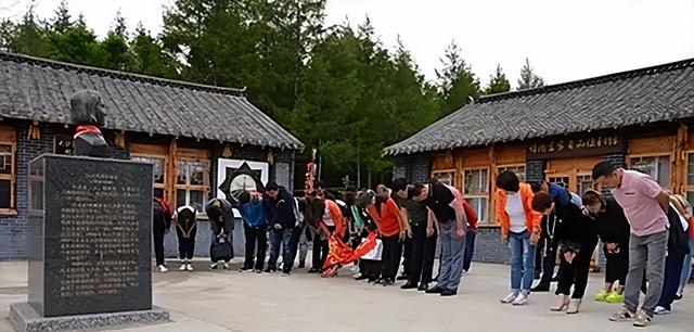丰县河底藏着一座"地下宫殿"？石马石狮守护的明代官场密码