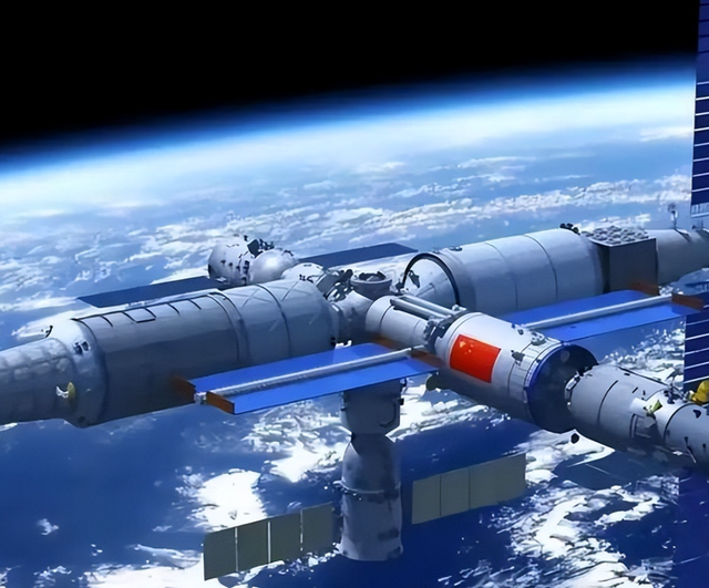 神舟二十遇碎片撞击？中国载人航天应急救援，7天就能接回航天员