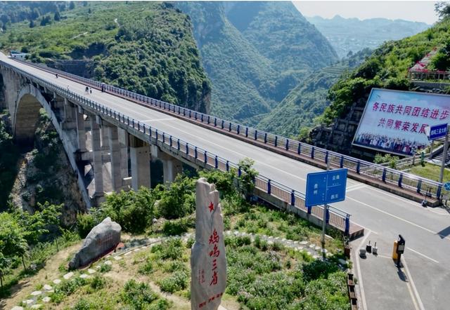 鸡鸣三省大桥的前世与今生 天堑变通途的时代交响