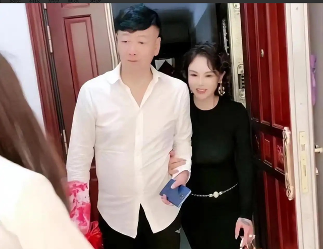 央视怒批！人民日报点名封杀！这5位不遵法纪的大网红，彻底凉了