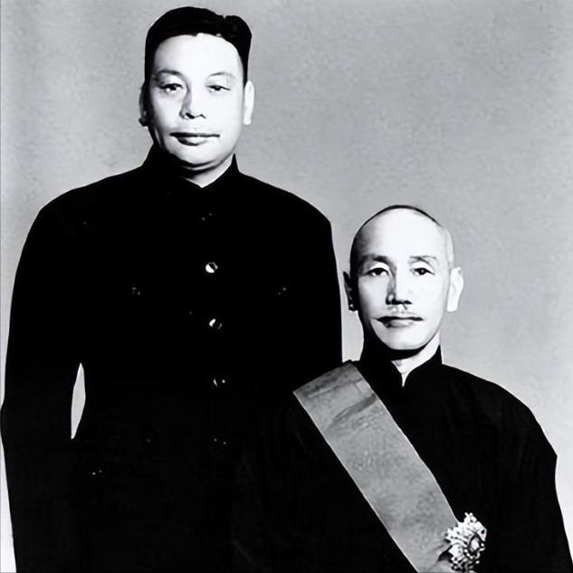 蒋介石孙子提出“两蒋”移灵大陆，台湾不同意，大陆一句话显格局
