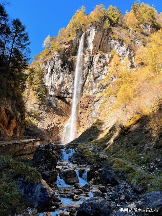 深秋官鹅沟：藏在西北的彩墨长卷