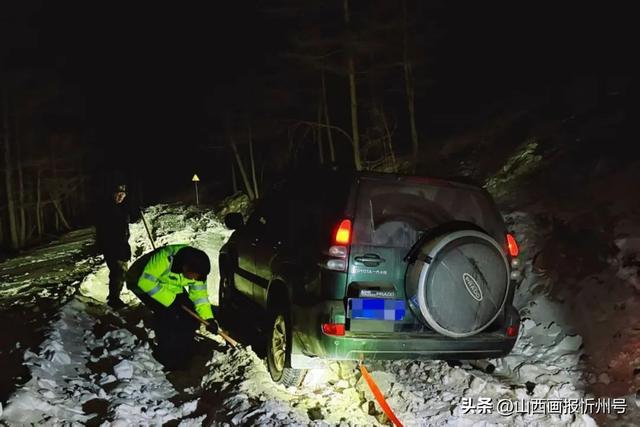 风霜雪雨搏激流——记五台山风景区应急救援队