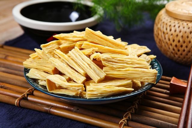 糖尿病患者坚决不能吃的5种豆制品！吃一块相当于喝3杯糖水！