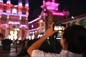 武汉再添4处夜间消费集聚区，新“夜态”激发消费市场新活力图片