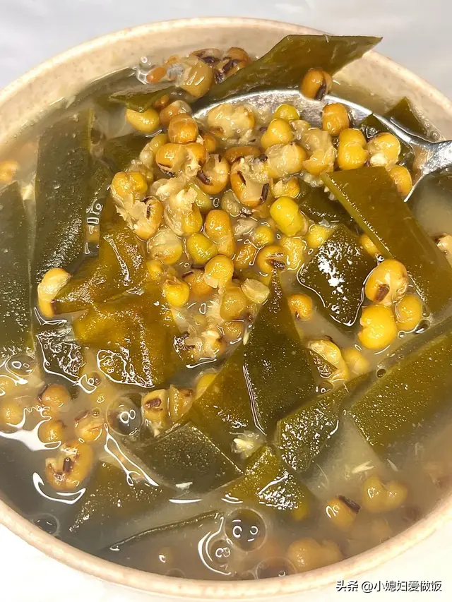 它是碱性食物之王，年过50使劲吃，嘴巴不臭了，肠胃通畅，不便秘