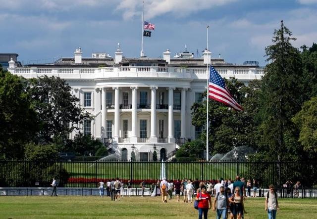 特朗普通告全球，解决台湾问题	，取决中国决定，外交部斩钉截铁