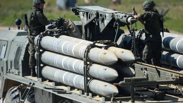 50亿军火不翼而飞，美国内讧乌克兰也躺枪，美方将不再资助乌克兰