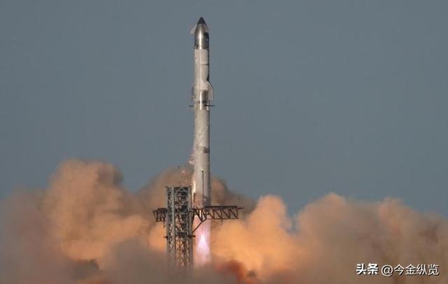 星舰V3测试惨烈损毁	，美国登月计划再受挫折，NASA急寻“备胎”！