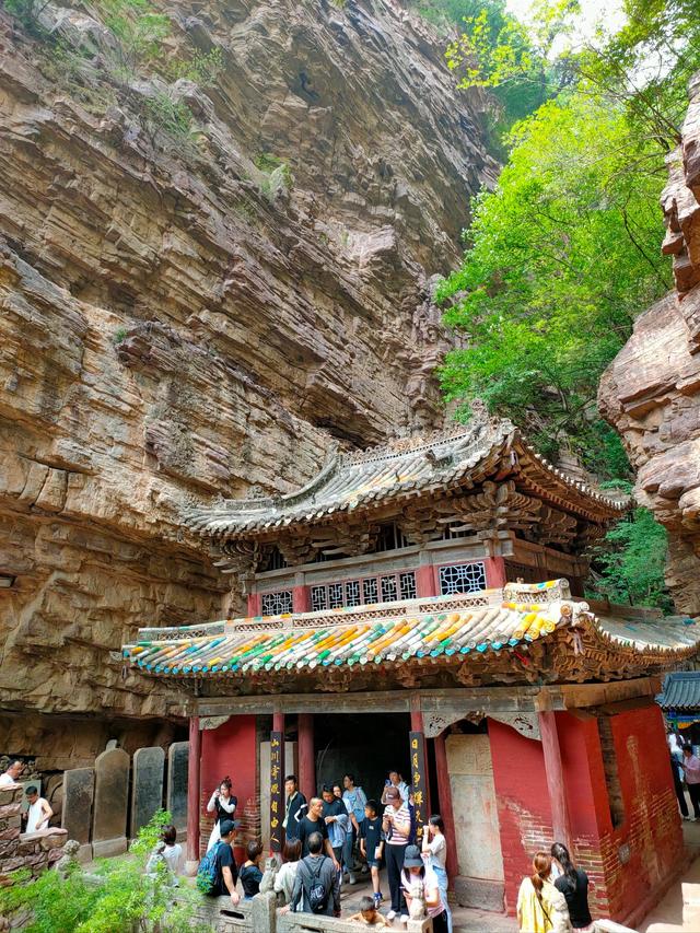 北京没料到，天津也没料到，如今的石家庄，怎么就成大家的新去处