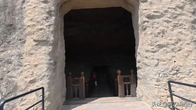 亲身来过才能体会到震撼，寻宝中国四大石窟之一，云冈石窟