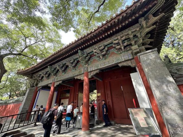 胡同不一“Young” | 国子监街：左庙右学，京师首善